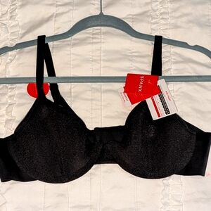 SPANX Black Underwire Smoothing Bra